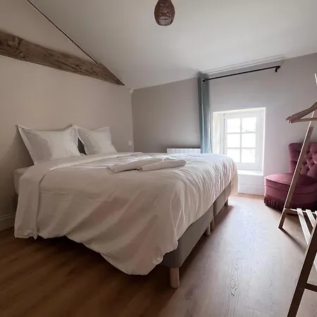 Casa vacanze De Charme Au Chateau De Panloy Port-dʼEnvaux